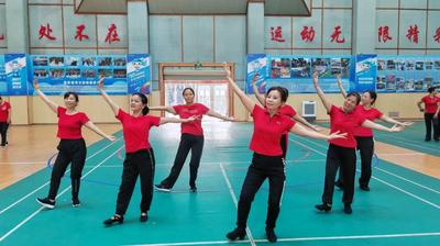 玉溪元江：舞动热情元江 助推全民健身