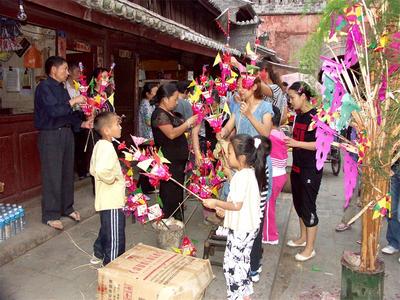 【中国最美乡愁带】流淌在时光里的巍山火把节记忆