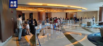 海南：8月10日计划执飞17架次航班 3000多名滞留游客陆续返回