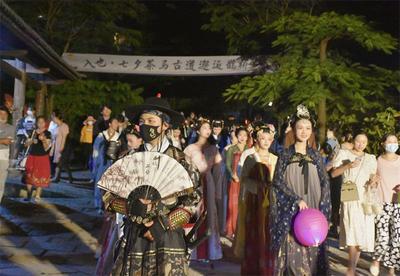第三季“入也集市”活动落下帷幕，古风集市带来不一样的气息！
