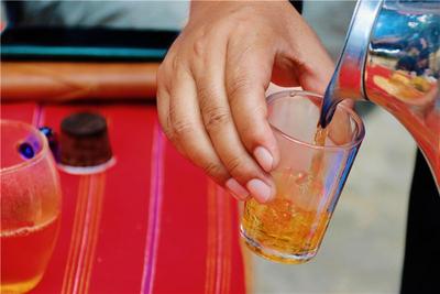 图集 | 走进德宏芒市三台山德昂族乡 一键解锁德昂族酸茶、织锦、水鼓舞