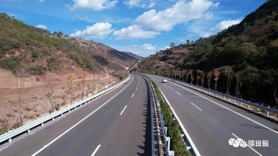 【开放大理】南景高速公路南涧段境内全线通车