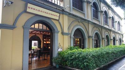 蒙自南湖边，竟有这样一家“深藏不露”的咖啡馆！