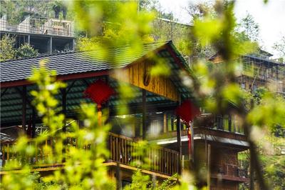 来福贡，一起用脚步丈量山川，享受美好