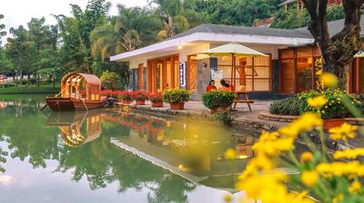 跟着网红大V花式游“福地弥勒”！