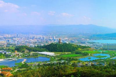 跟着网红大V花式游“福地弥勒”！