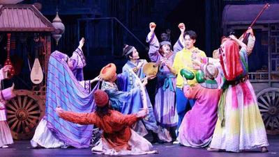 第八届丝绸之路国际艺术节在西安开幕