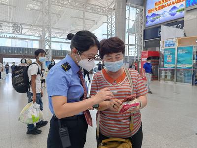 ​云南铁路暑运圆满收官 发送旅客1542万人次 同比增长52.8%