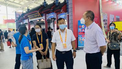 聚焦服贸会 | 红河州文旅局与北京房车露营自驾旅游协会签约