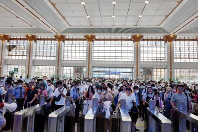 ​云南铁路暑运圆满收官 发送旅客1542万人次 同比增长52.8%