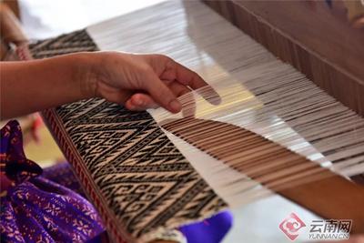 早安云南丨傣锦：绚丽的文化镜像，织就一个民族的史诗