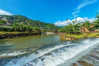 秋高气爽，宜秋游！