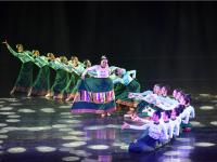 图集 | 第五届群众文化 “彩云奖”闭幕式演出