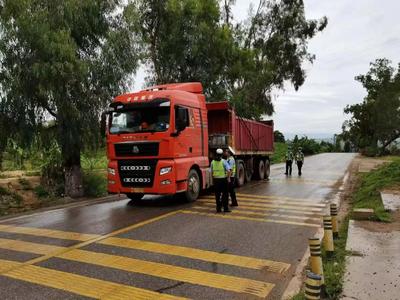 重拳整治货车违法 严防祸从“货”出