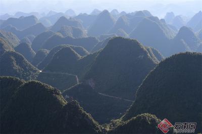 早安云南 | 天堂美景是峰海，人间仙境在那色