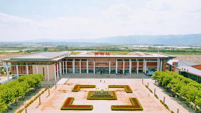 坐上高铁游红河，沿途怎么玩？看这里！