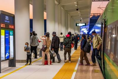 春运第36天 全国共发送旅客4330.6万人次