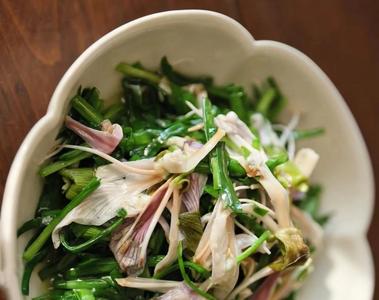 乐游玉溪丨浪漫吃花季，感受舌尖上的“花花世界”