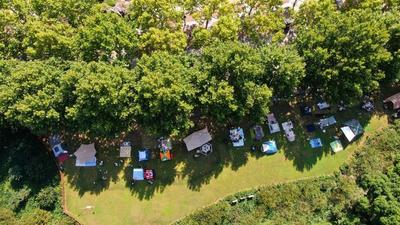 在家门口搭建帐篷 我国试点城市公园绿地开放共享