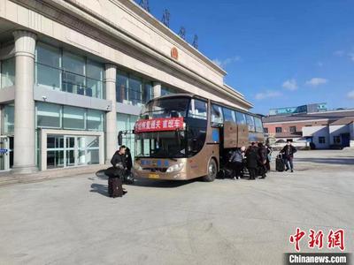 黑龙江东宁公路口岸旅检通道恢复通关