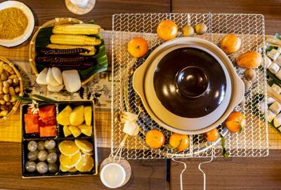 【跟着非遗去旅行】围炉煮茶，你缺一块蒙自年糕！