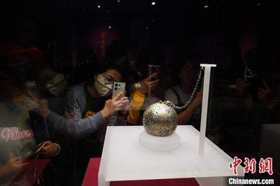 “大唐地宫的惊世宝藏”云南展出 重现盛世风华