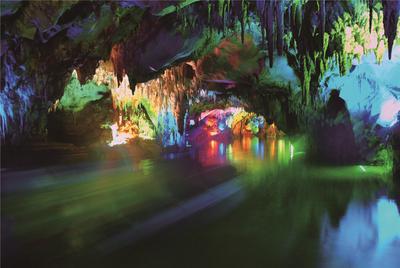 打动过徐霞客的绝美风光就在这里！