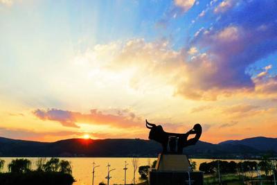 有一种叫云南的生活｜梦幻星云湖 夕阳醉晚霞