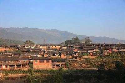 穿越哀牢，感受无量！快来镇沅赏风光、走古道、游茶山、品茶香……