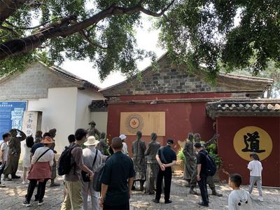 红河景区人气旺！“五一”假期首日游客暴增