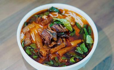 五一游玉溪｜打卡魅力玉溪，领略美食万种风情！