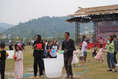 临沧凤庆：“五一”小长假接待游客8.52万人次