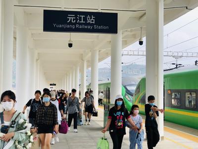 刷新纪录！2290列，200万人次！云南铁路“五一”运输成绩亮眼