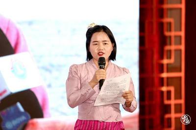 “占芭花开”文化之夜丨云南日报记者杨春梅：中老铁路将两国民众的心连得越来越近