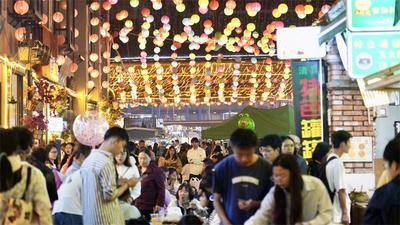 追寻理想生活的你，准备好来探寻建水夜晚的真相了吗