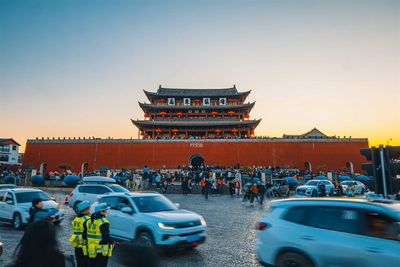 旅享生活 宅在建水丨在古城临安街巷下，诗意般的市井生活