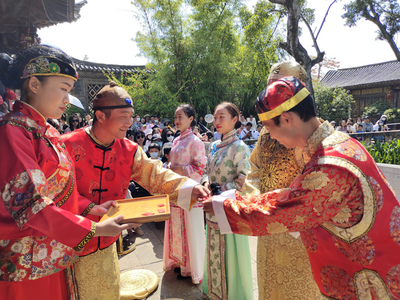 “五一”前两天，建水这里花样活动太火爆