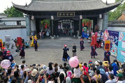 “五一”前两天，建水这里花样活动太火爆