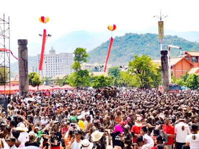 临沧：“五一”假期接待游客 82.48万人次 同比增171.89% 旅游总收入6.27亿元 同比增174.80%