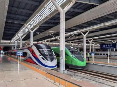 云南铁路迎来返程高峰 紧急增开大理至昆明普速旅客列车