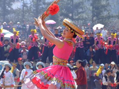 去红河做生活家 | 唱歌跳舞品美食 来红河天天有节过