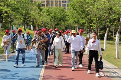 开远迎来首批越南百人团游客