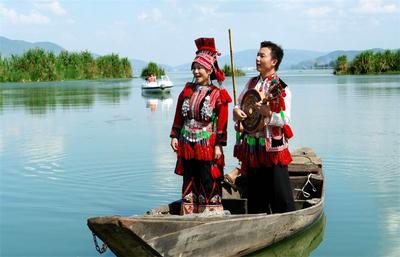 去红河做生活家 | 唱歌跳舞品美食 来红河天天有节过