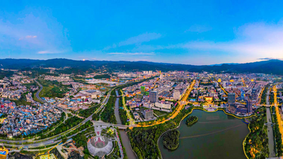 有一种温度叫临沧｜临沧市文化和旅游局党组书记、局长何强宇：UP临沧 欢乐起航