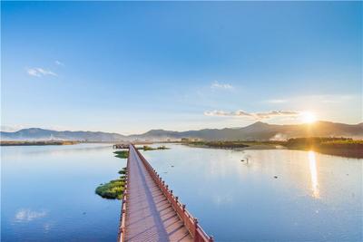 夏至，来北回归线上的红河避暑