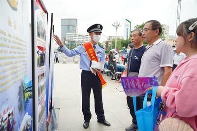 云南铁路全民禁毒宣传月活动在昆明站拉开序幕