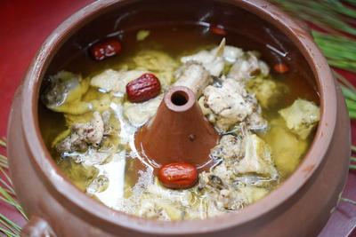 舌上临安，食在建水