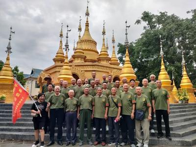 追忆峥嵘岁月！退伍老兵故地重游书信感谢临沧旅行社