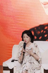 舞台剧《日出》在昆上演  主演金星与刀美兰畅谈舞蹈艺术