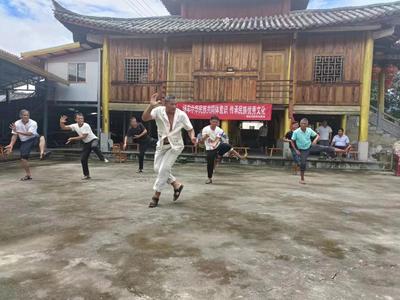 盈江县举办传承民族优秀传统文化培训班